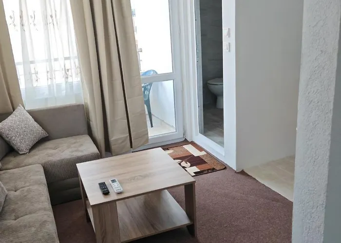 Svetla 2* פרימורסקו